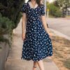 McCalls Schnittmuster M8525 - Sommerkleid mit mit glockigem Rock und kleinem Kragen – Bild 2