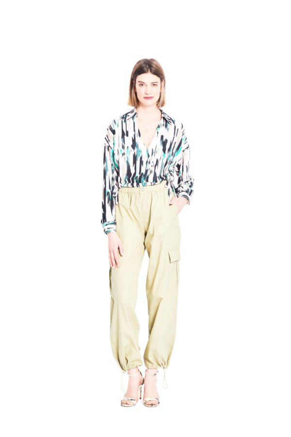 Burda Style Schnittmuster Nr. 5745 - Oberteil - Bluse - V-Ausschnitt – Bild 2