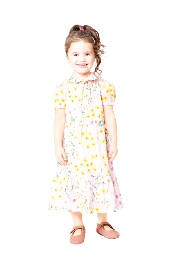 Burda Kids Schnittmuster Nr. 9212 - Kleid - Bubikragen oder Rüschen – Bild 4