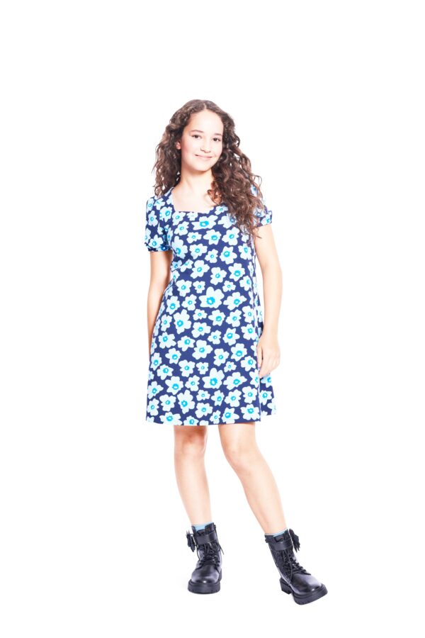 Burda Kids Schnittmuster Nr. 9214 - Kleid & Top - Puffärmel - Herzausschnitt – Bild 2
