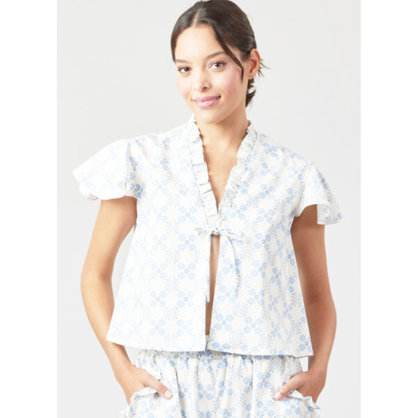 McCalls Schnittmuster M8563 - verspielte Bluse, Hose, Kombination für Damen – Bild 2