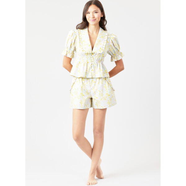 McCalls Schnittmuster M8563 - verspielte Bluse, Hose, Kombination für Damen – Bild 5