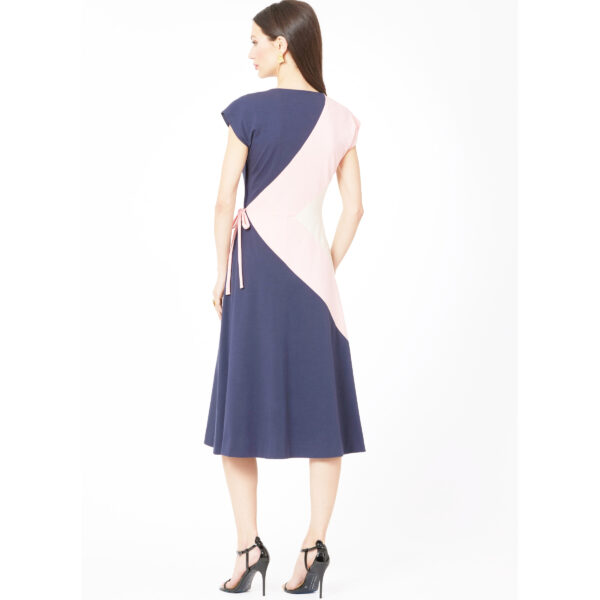 Vogue Schnittmuster V2100 - Kleid mit Colorblocking – Bild 4