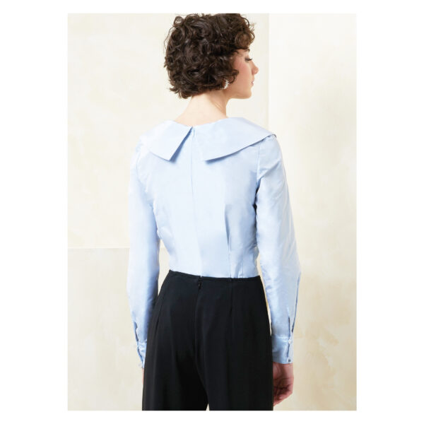 Vogue Schnittmuster - V2113 - extravagante Wickelbluse mit großem Kragen – Bild 7