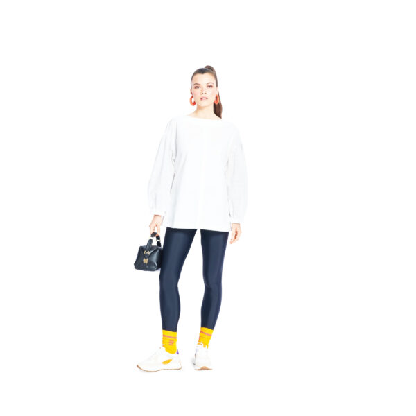Burda Easy Schnittmuster Nr. 5709 - schlichtes Bluse mit voluminösem Ärmel – Bild 5