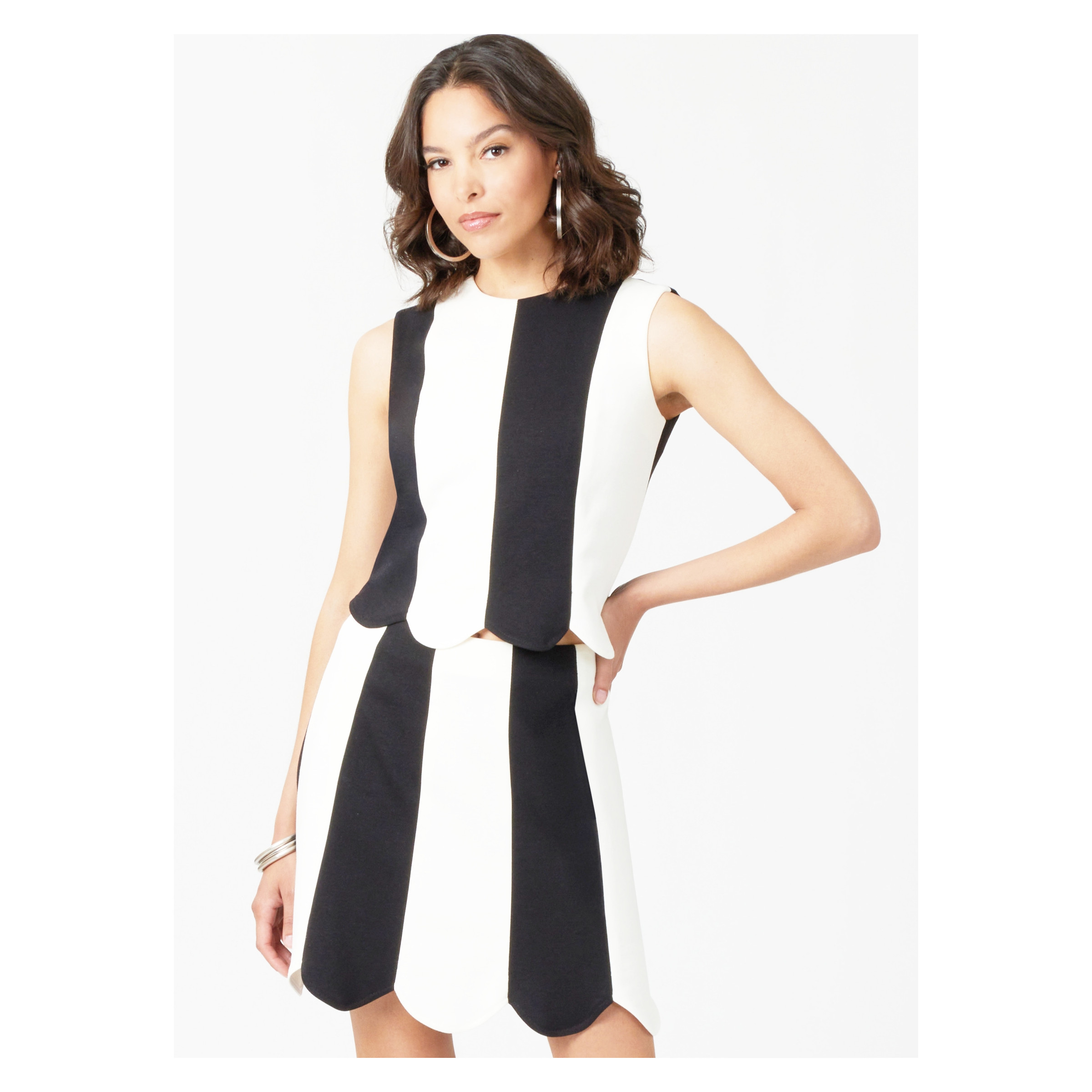 McCalls Schnittmuster M8610 - Sommerset für Damen - Rock + Top – Bild 2