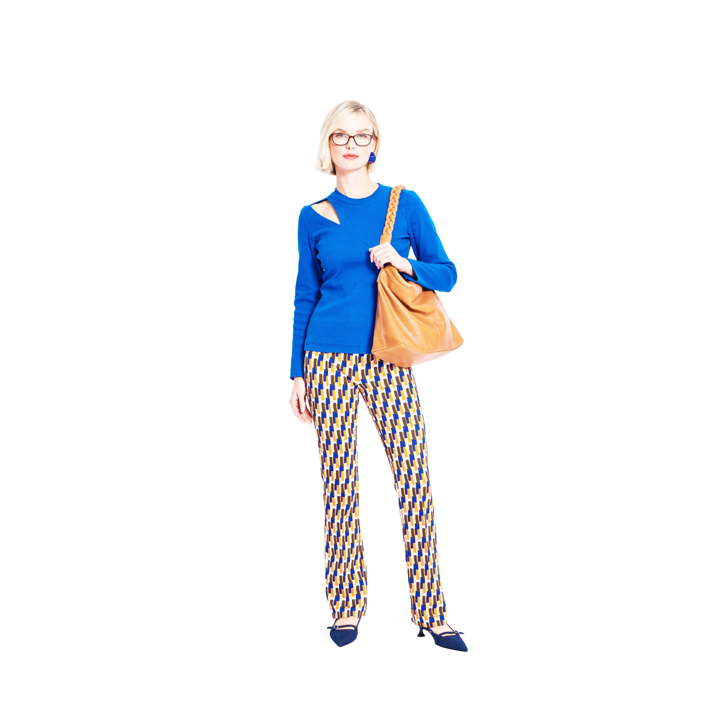 Burda Style Schnittmuster 5674 schlichtes, einfaches Damenshirt – Bild 2