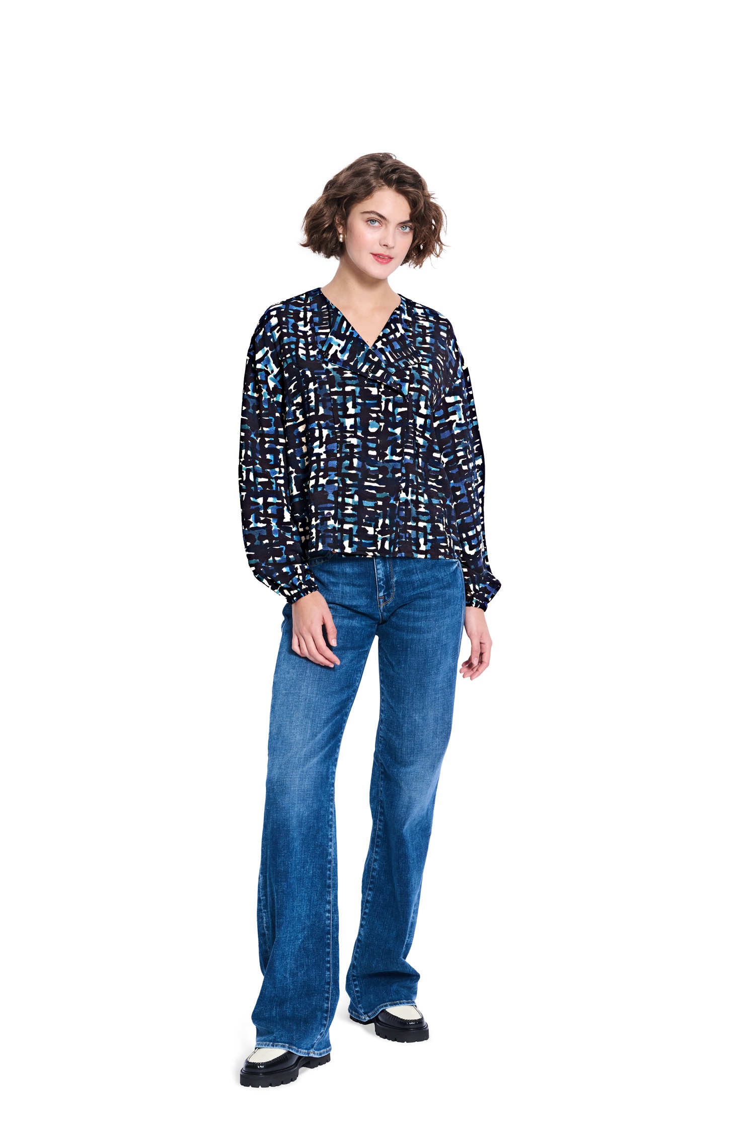 Burda Style Schnittmuster Nr. 5597 - Bluse oder Jacke, diagonaler Verschluss – Bild 5