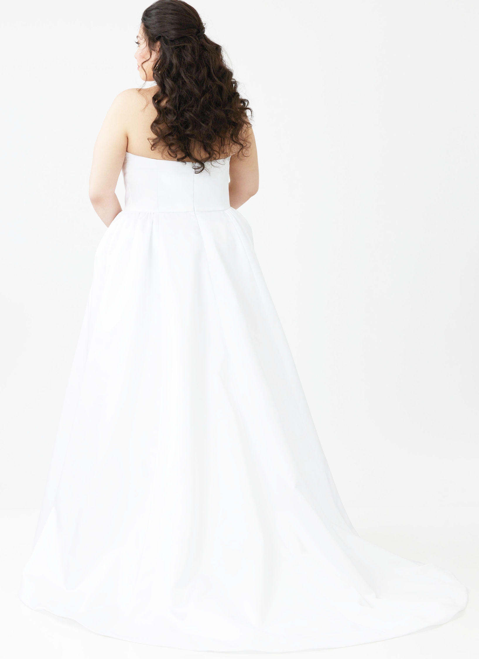 McCalls Schnittmuster M8653 - Kleid mit Corsagenoberteil - Hochzeitskleid – Bild 5