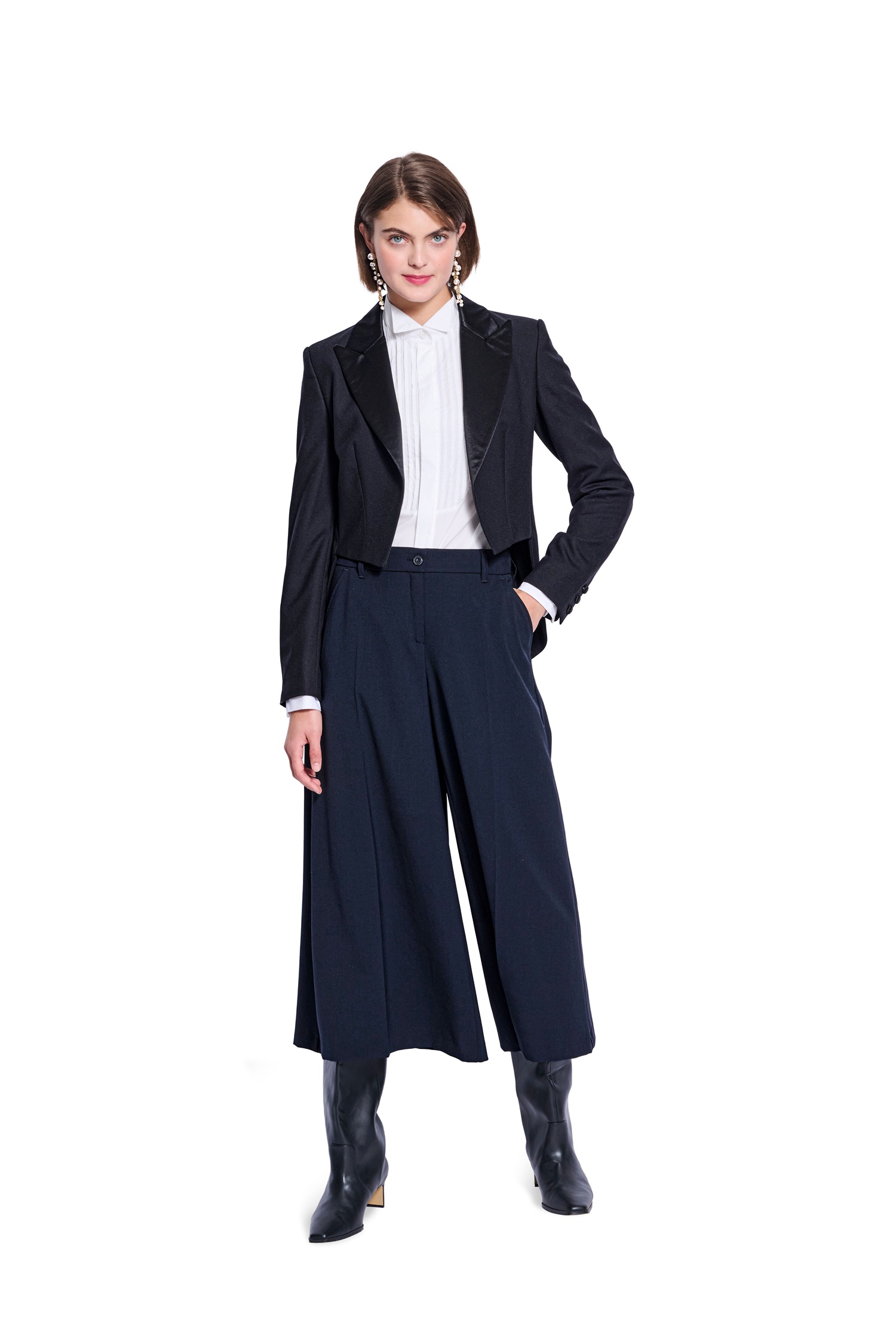 Burda Style Schnittmuster Nr. 5602 - elegante Damenjacke, Damenfrack – Bild 2