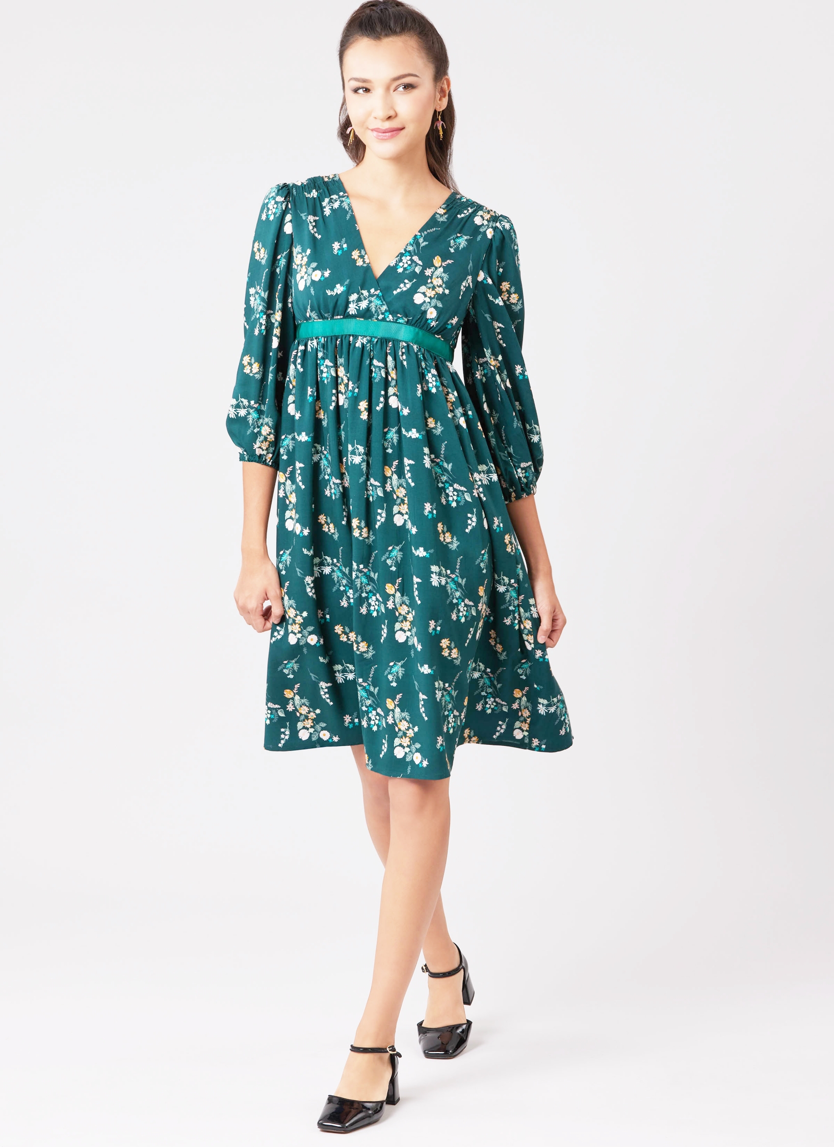 McCalls Schnittmuster M8643 - legeres Kleid mit hoher Taille – Bild 6